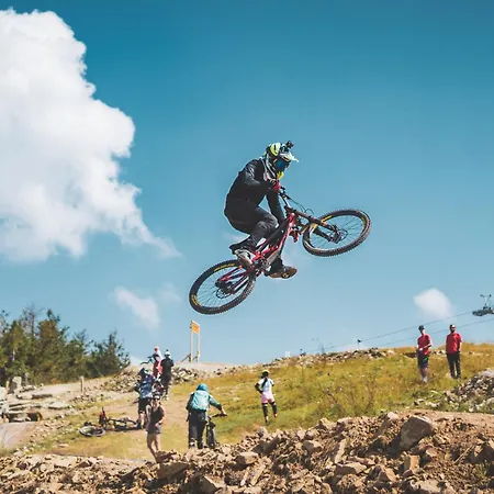 Xyz Extreme Zen Aparthotel 4*